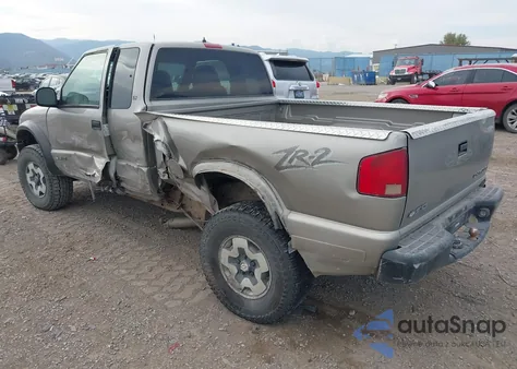 1998 Chevrolet S-10 Ls z USA, uszkodzony, nr VIN 1GCCT19W1W8177281